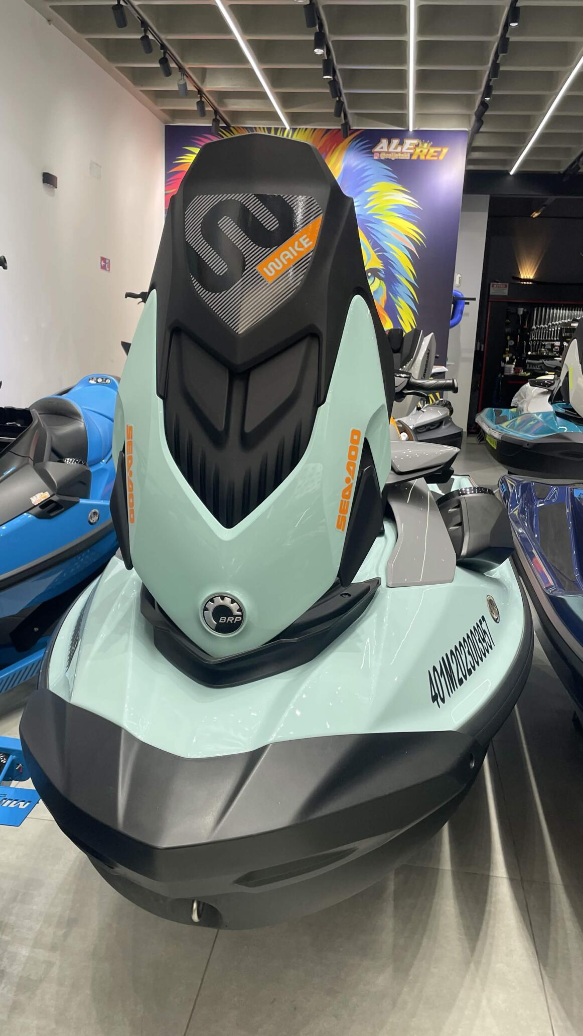 Sea-Doo Wake Pro 230 Neo Mint & Orange